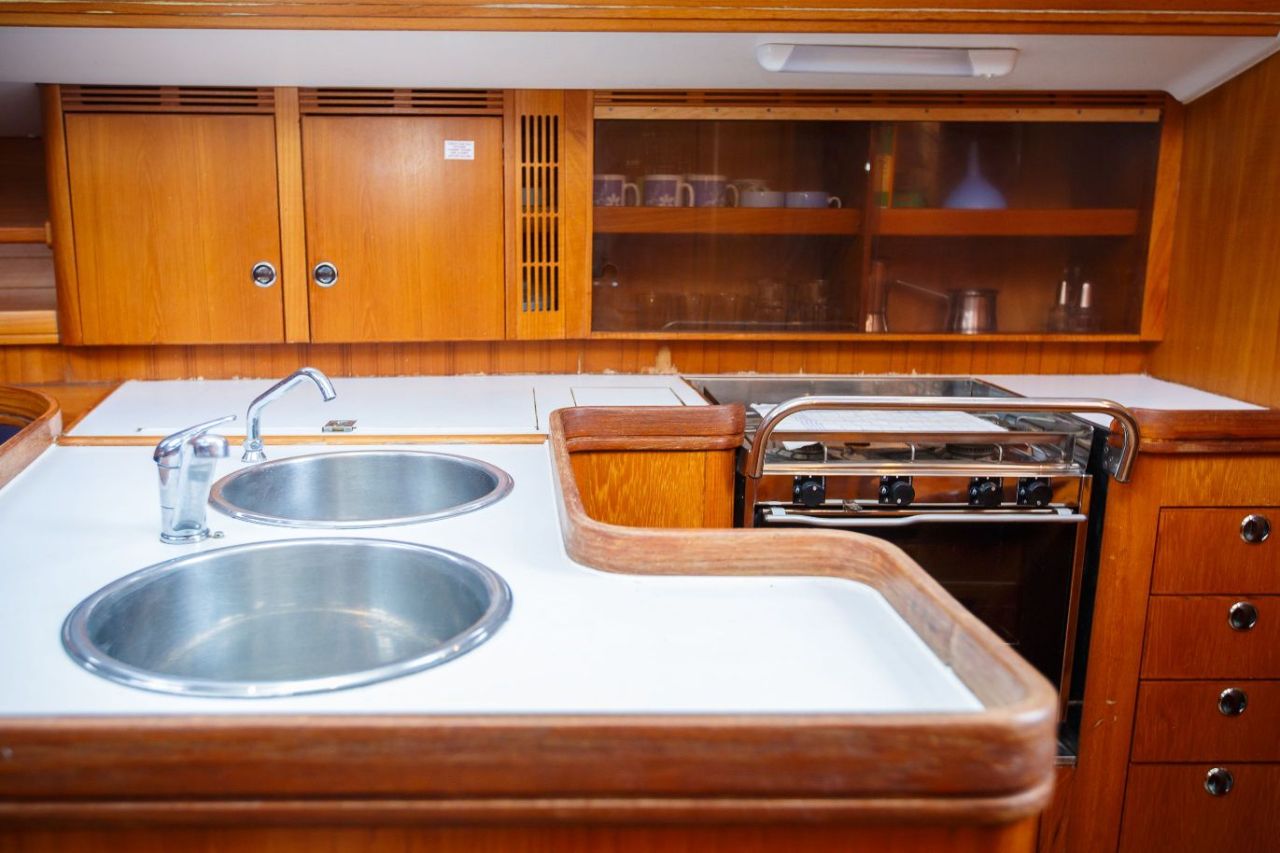 yacht_charter_croatia_elan_40_2003_id2988-4